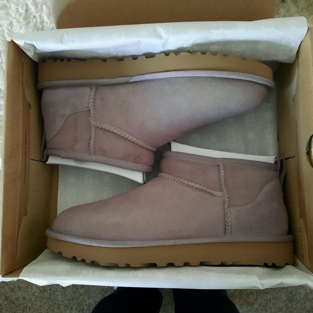 Ugg Classic Ultra Mini Sugar Plum Size 7